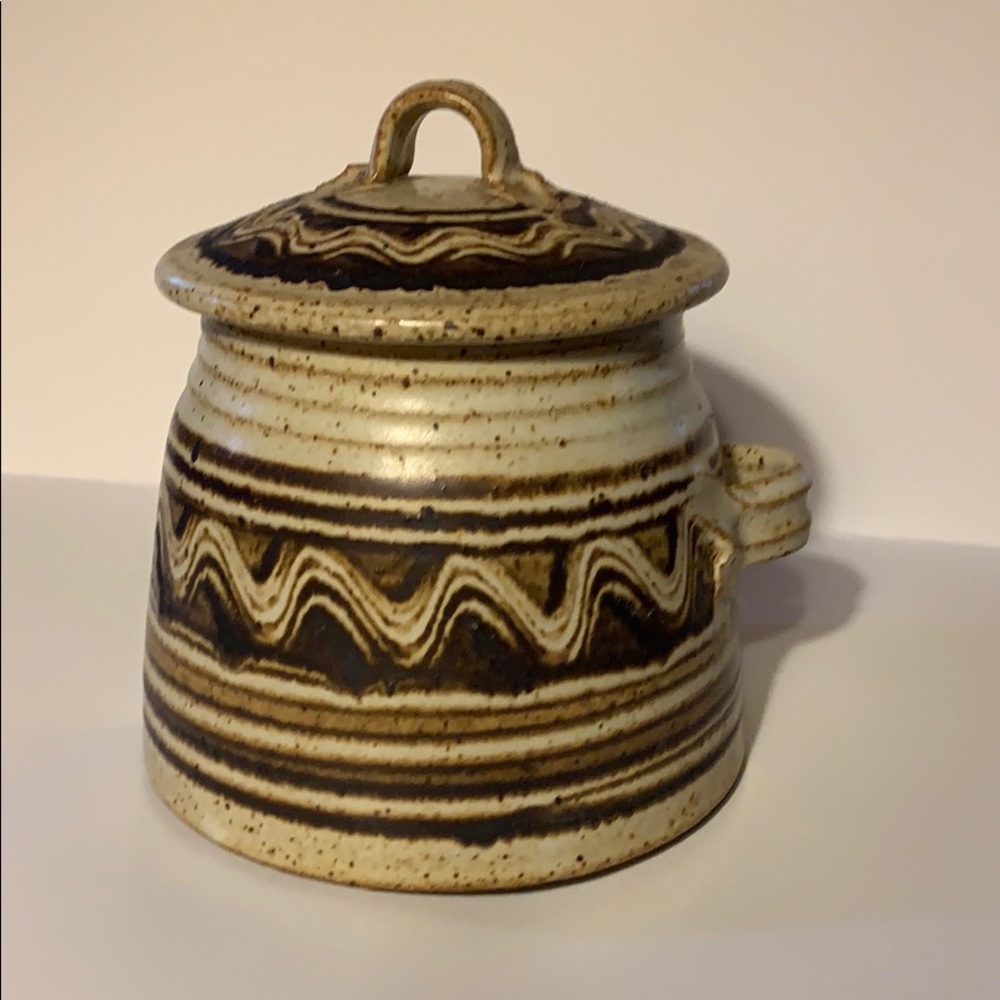 Hand crafted one-handle lidded bean pot